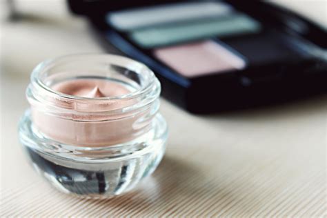 The top witching makeup primer creams recommended by beauty experts